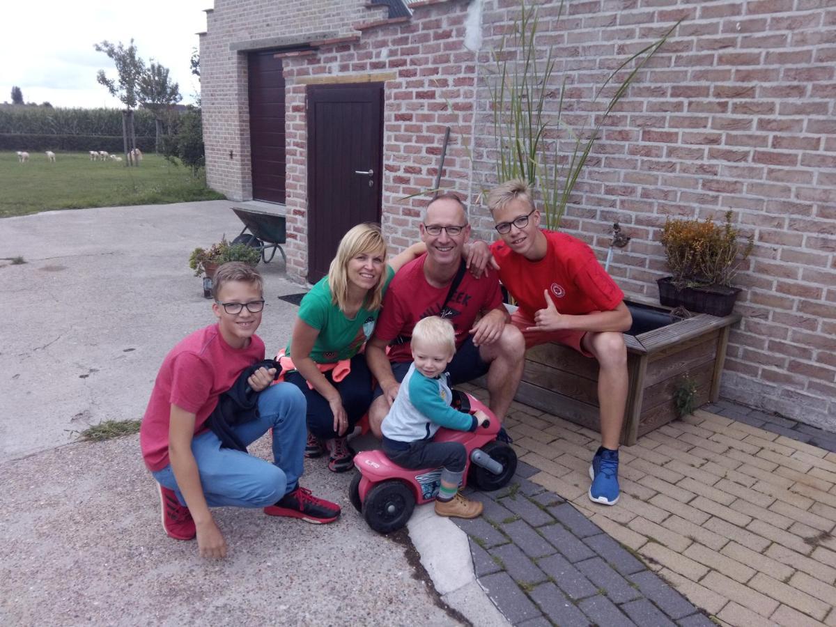 B&B Blauwkasteelhof Koekelare Buitenkant foto