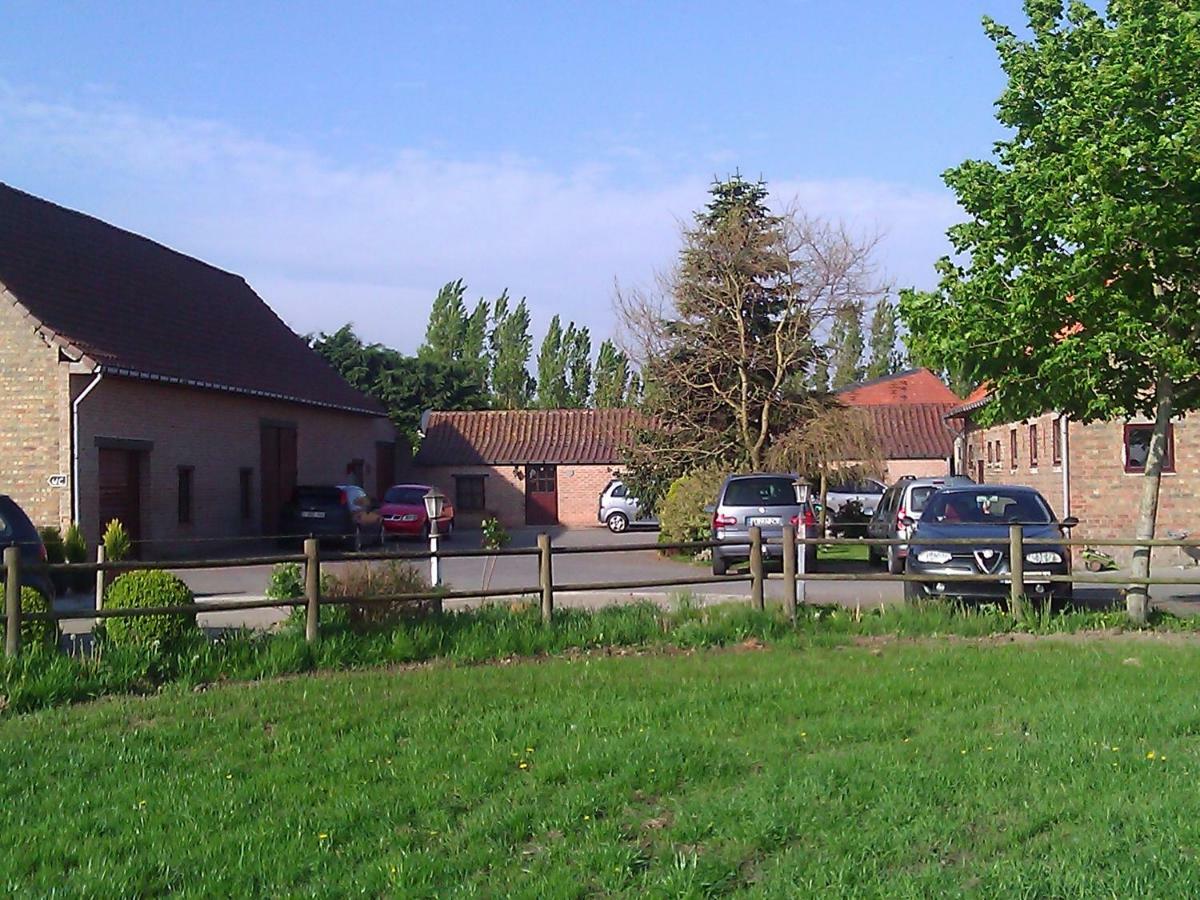 B&B Blauwkasteelhof Koekelare Buitenkant foto